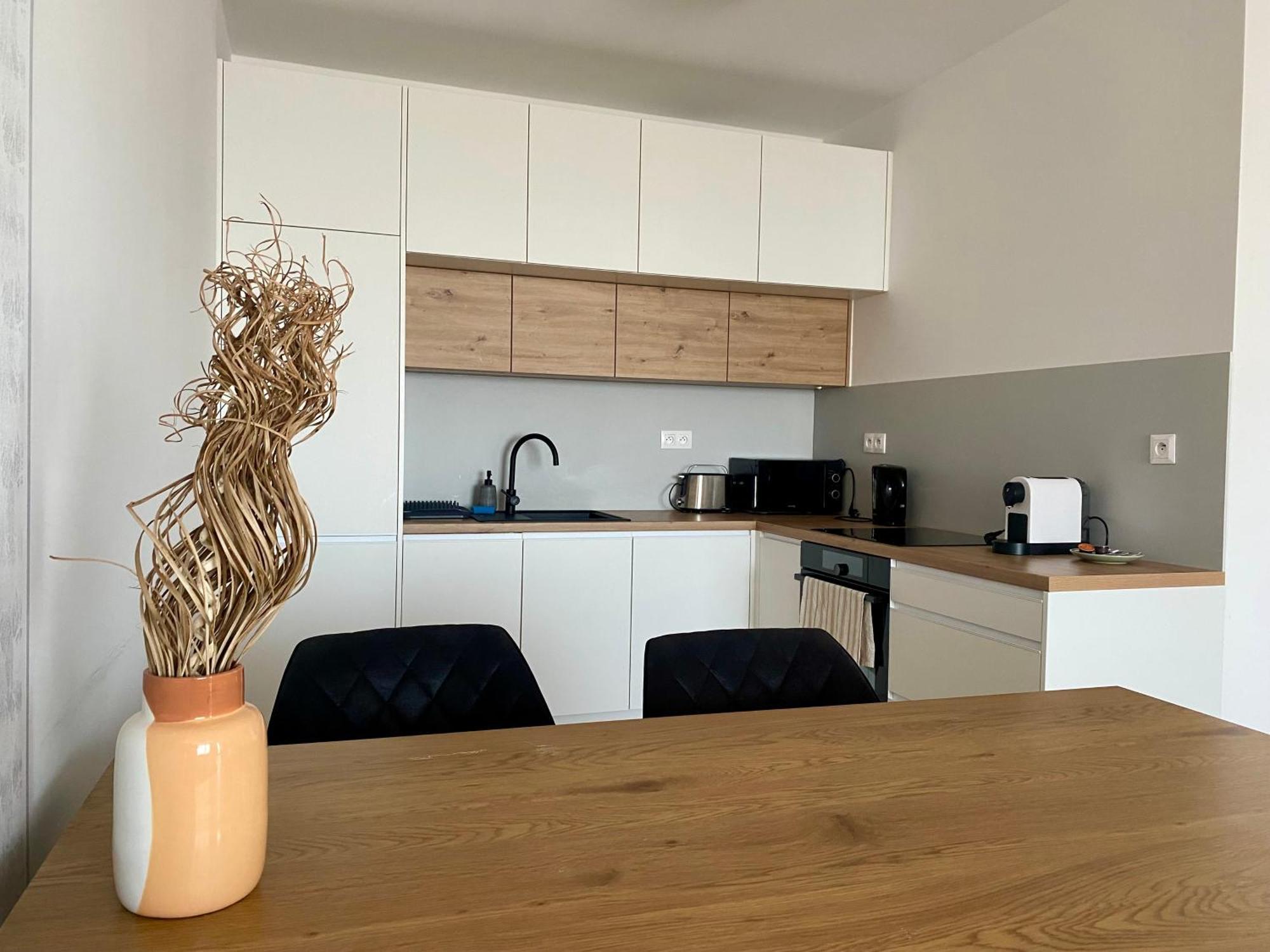 Danubius Apartments Братислава Экстерьер фото